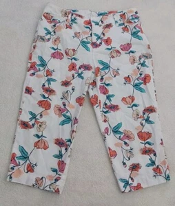 St Johns Bay Capri Pants Womens Sz 10 Multicolor Floral Stretch Casual Spring - Picture 1 of 9