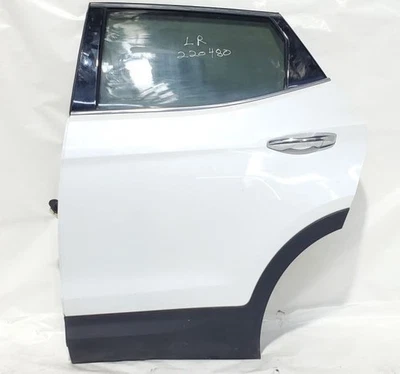 Puerta trasera izquierda blanca 4 puertas Sport AWD OEM 2013 2014 2015 16 17 18 Hyundai Santa Fe Foto 1 de 4