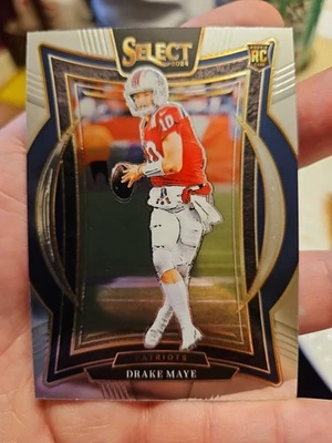 2024 帕尼尼精选 Drake Maye 新秀 RC #218 焦油高跟鞋新英格兰爱国者队 — 第 1/2 张图片