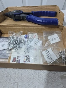Rivet WORKPRO Heavy Duty Gun 5 Interchangeable Heads & Some Rivets, See Pics - Picture 1 of 10
