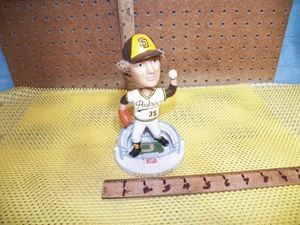 2003 RANDY JONES #35 San Diego Padres Bobble Head w/ Stadium Base; No Box - Picture 1 of 4