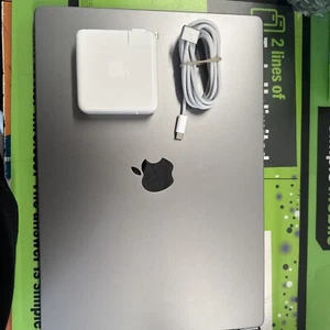 MacBook Pro A2485 16 Zoll M1 Pro 16GB Ram 1TB Speicher - Bild 1 von 8