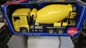 SIKU JUNIOR 1:16 MAN CEMENT MIXER TRUCK YELLOW MADE GERMANY #6623 - Bild 1 von 5