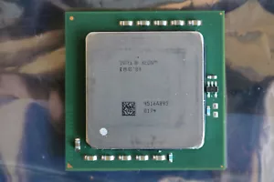 CPU INTEL SL7ZE XEON 3,2 GHZ - Foto 1 di 2