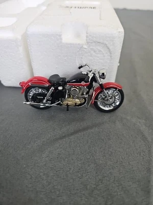 FRANKLIN MINT 1957 HARLEY DAVIDSON XL SPORTSTER MOTORCYCLE MODEL 1:10 - Image 1 of 4