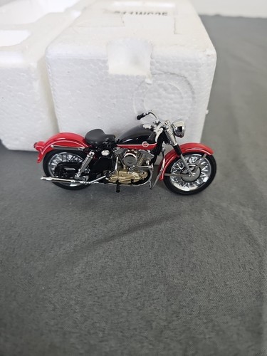 Franklin Mint 1957 Harley Davidson XL Sportster Motorcycle 1/10