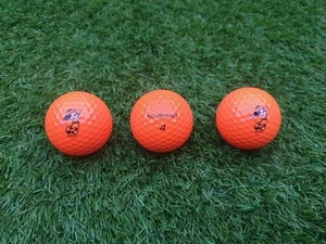 3x Rare Titleist Acushnet 4 Authentic Disney Mickey Mouse Branded Golf Balls - Picture 1 of 5