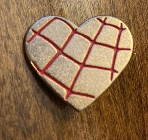 Disney Marvel Lapel Pin Spider Man Web Gold and Red Heart Broach-Style Pin 1.5"  - Picture 1 of 2