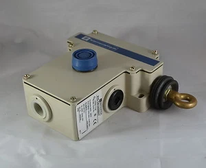 XY2 CE1A250H7 - PULL CORD SWITCH - Telemecanique - Picture 1 of 2