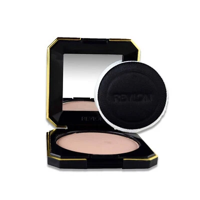 Revlon Touch And Glow Moisturising Compact Powder (12g) - Image 1 of 4