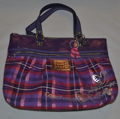 ¡Ligeramente usado! Bolso de Mano COACH Poppy Púrpura Patrón a Cuadros (Vinilo con Borde de Cuero) Foto 1 de 4
