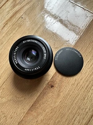TTArtisan 25mm F2 - Fuji X-Mount Mirrorless Camera APS-C Manual Lens - Image 1 of 4