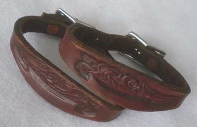 КРУГ Y цветочный инструмент кожаный стремя HOBBLES ~ из нержавеющей стали ролик пряжка ~ легкое использование - Изображение 1 из 4