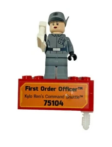 Lego Store Display Star Wars Force Awakens Minifigure Female First Order Officer - Picture 1 of 3