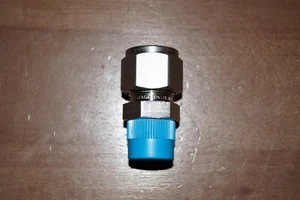 Swagelok Male Connector 1/2 in. Tube OD x 3/8 in. Male NPT (SS-810-1-6) - Picture 1 of 1