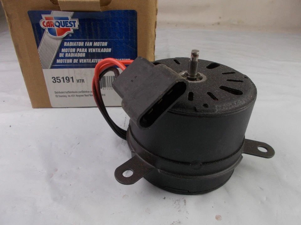 Ventilador de refrigeración del motor Motor CARQUEST 35191 se adapta; Ford Escort y Mercury Tracer Foto 1 de 4