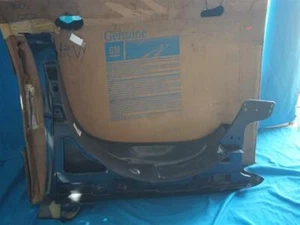Genuine GM 12476220 Passenger Side Front Fender Assembly 30 Days Warranty - Picture 1 of 7