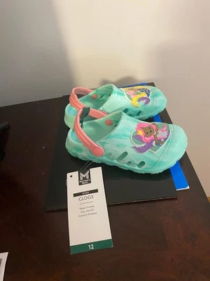 BRAND NEW TODDLER GIRL'S SIZE 12 MEMBER'S MARK CLOG SANDALS - Image 1 of 4