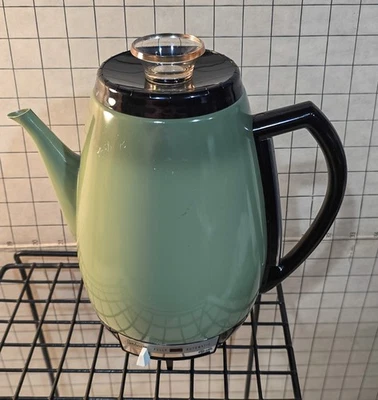 De Colección Sunbeam Coffeemaster AP-AL 12 Tazas Percolador Aguacate Verde con Cable PARA REPUESTOS Foto 1 de 4