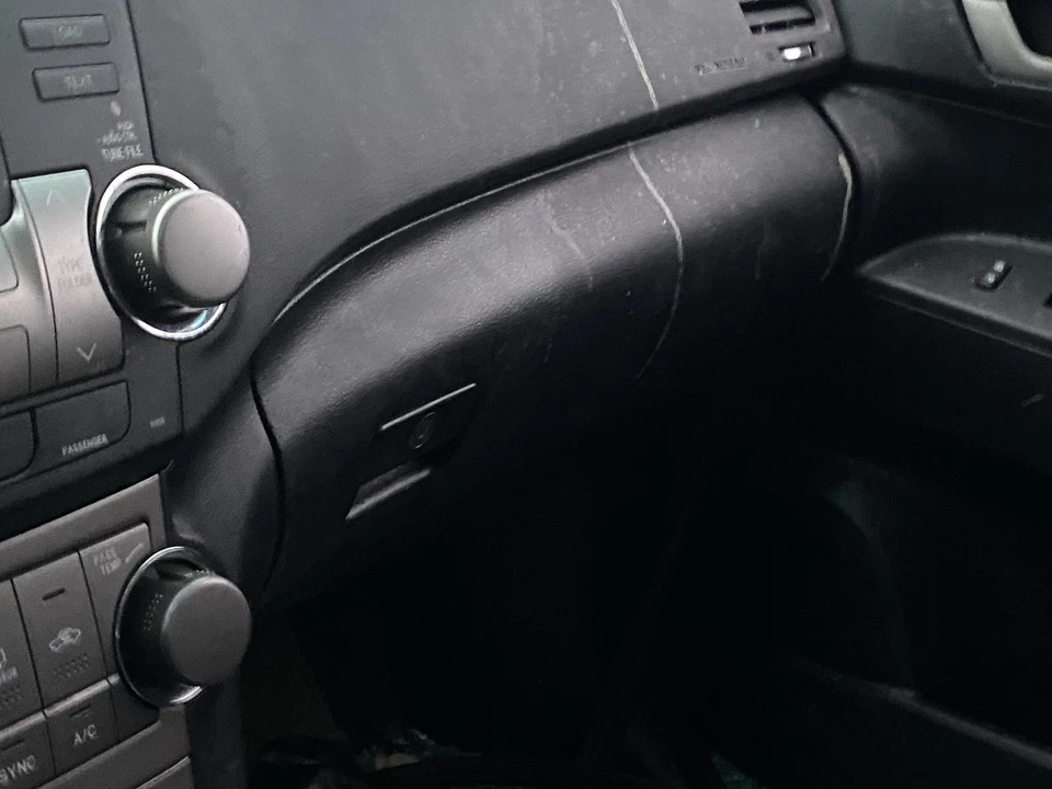 Guantera TOYOTA HIGHLANDER 10 11 12 13 Foto 1 de 1