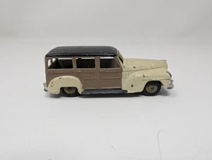 Dinky Toys Plymouth Woody Station Wagon #344 Meccano - Bild 1 von 5
