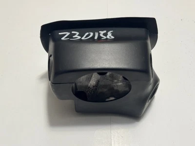 2006-2011 CHEVROLET HHR STEERING COLUMN UPPER & LOWER SHROUD COVER OEM 22711334 - Image 1 of 4