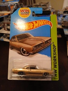 2014 Hot Wheels 68 PLYMOUTH BARRACUDA Gold Variant 239/250 - Picture 1 of 3