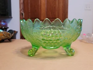 Pretty Ice Green Northwood Carnival Glass Grape & Cable Pattern Centerpiece Bowl - Picture 1 of 19