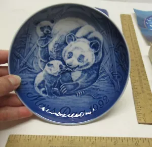 1992 MOTHER'S DAY PLATE - Panda Bears - Mors Dag 1992 - BING & GRONDAHL - Picture 1 of 6