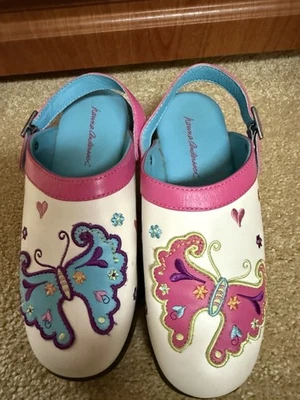 ZUECOS MARIPOSA HANNA DIFFERENTSON TALLA 35 Foto 1 de 4