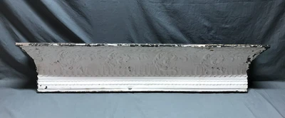 建筑装饰 4 英尺破旧回收锡地幔架 1582 - 25B 旧 — 第 1/4 张图片