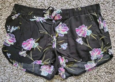 Vans  Womens Black Floral Shorts,Size Small. - Image 1 of 4
