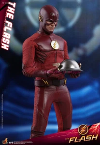 Perfect Hot Toys Tms009 1/6 Modellino The Flash Barry Allen in stock nuovo - Foto 1 di 16