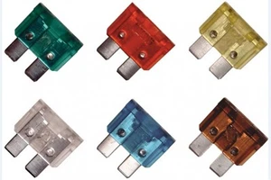 FUSIBLE ENCHUFABLE 15AH (Kit de 10 Fusibles) FE15A - Imagen 1 de 1