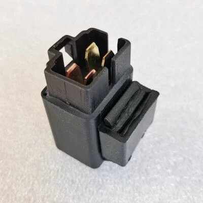 Relé de apagado del ventilador de la bomba de combustible para Suzuki GSXR600 GSXR750 GSXR1100W 1986-2023 Foto 1 de 4