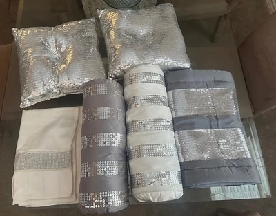 Juego de almohadas de lentejuelas de lujo para decoración con corredor de cama y sábana de almohada  Foto 1 de 3