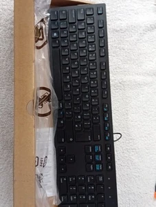 Dell Keyboard Wired Kb212-b Usb Standard UK Qwerty Wired Black free Post - Picture 1 of 3