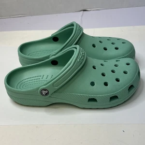 Zoccoli slip on Crocs uomo 9 donna 11 verde chiaro usati in ottime condizioni - Foto 1 di 8