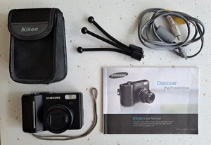 Samsung S1050 10.1MP Black Compact Digital Camera + Case, Tripod, Manual & Cable - Picture 1 of 16