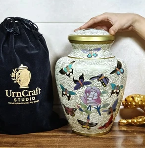 Urna Cremazione per Ceneri Umane - Urna Commemorativa Artigianale in Alluminio - Foto 1 di 12