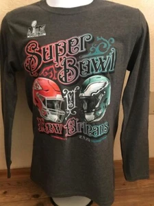 Camisa manga larga cascos de duelo Eagles Chiefs LIX Super Bowl 2025 de la NFL talla XL - Imagen 1 de 4