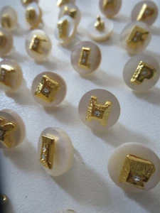 1 x BLING gold STRASS knopf PERLMUTT weiß RUND buchstabe "H" DE LIGUORO 1,3 cm - Bild 1 von 8