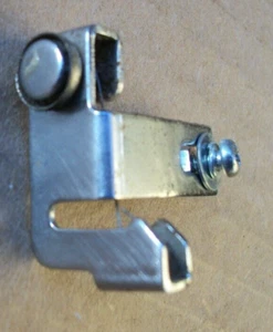 Brother LS-2020 Sewing Machine Replacement Thread Guide OEM Part - Picture 1 of 5