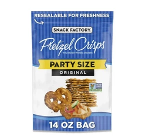 Snack Factory Original Pretzel Crisps, non OGM, sacchetto formato festa 14 oz - Foto 1 di 9