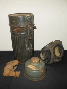 WW II German WH ARMY M30 - GAS MASK & CANISTER - 1935 - LEGION CONDOR - NOS! - Picture 1 of 23