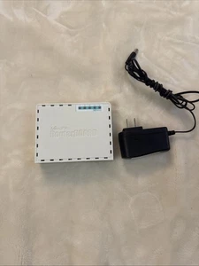MikroTik hEX RB750GR3 Dual-Core 880MHz 5-Ports Gigabit Ethernet Router - Bild 1 von 4