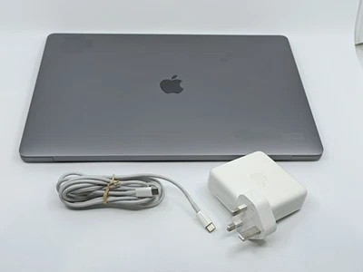 Apple MacBook Pro 16" (2019) i7 16GB 512GB Space Gray Radeon Pro 5300M_2,34_6 - Bild 1 von 4