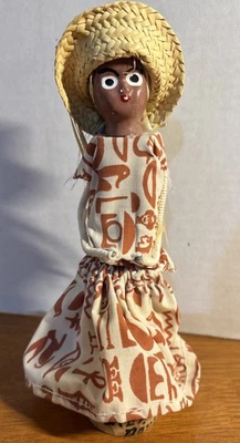 Muñeca vintage hecha a mano República Dominicana Foto 1 de 4