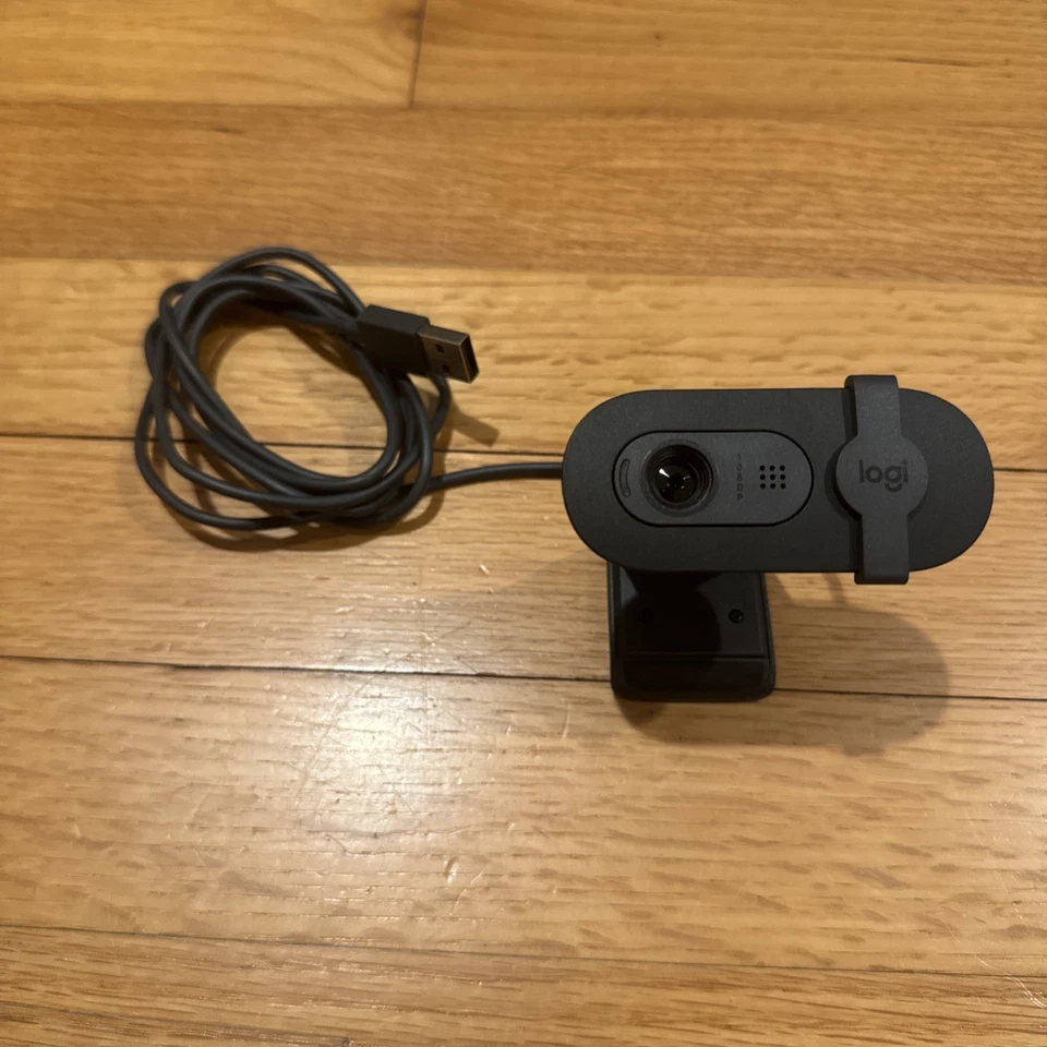 Logitech Brio 100 FHD 1080p Webcam 960-001580 - Image 1 of 1