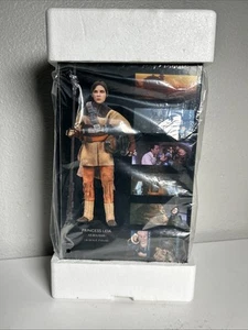 Princess Leia as Boushh 12" STAR WARS Sideshow MIB NEW Exclusive - Picture 1 of 17